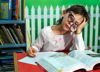 كيف يمكن توفير الوقت والمال أثناء إعداد طلاب الصف الأول؟