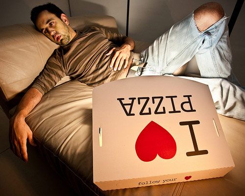 الأكل العاطفي: ما هو وكيفية التعامل معه؟